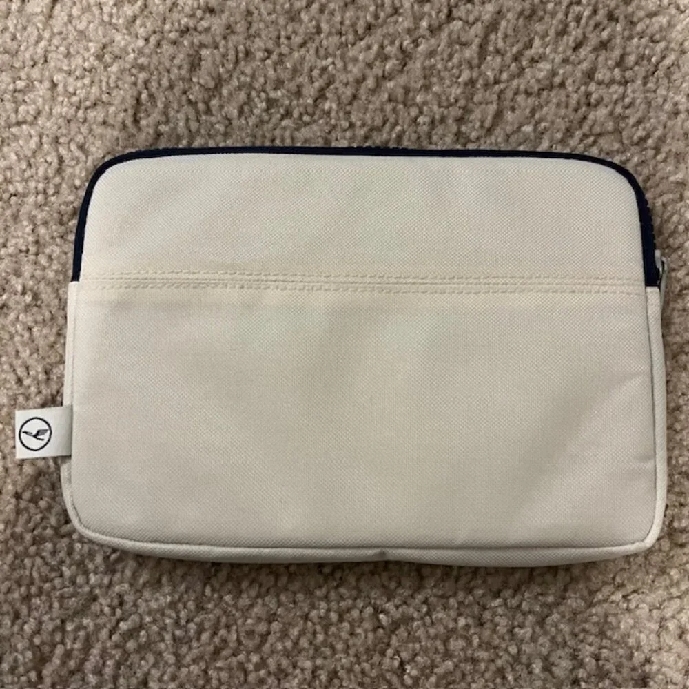Samsonite Lufthansa Travel Bag Toiletry Case Amenities Kit